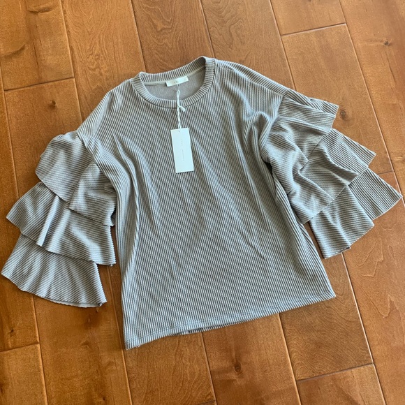 Lush Tops - NWT LUSH Ribbed Ruffle Sleeve Top